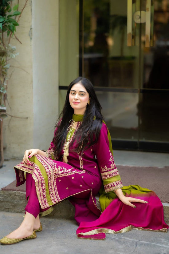 SALE OFFER OMAL BY SO KOMAL DHANAK 3PC Embroidered ( Unstitched )